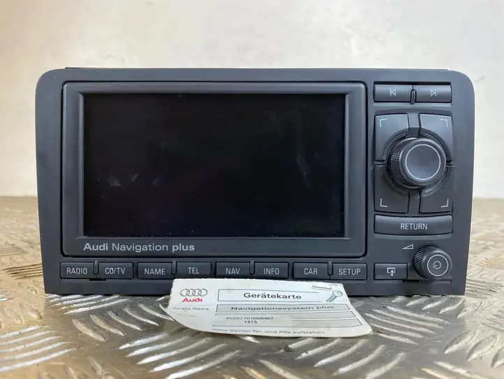 Audi A3/S3 8P (2004 - 2008) 8P0035192 Магнитола / мультимедийная система — фото 1