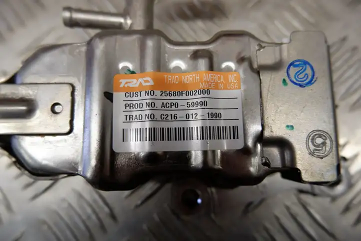 Toyota Highlander XU70 (2019 - ) 25680F002000 Охладитель клапана EGR — фото 6