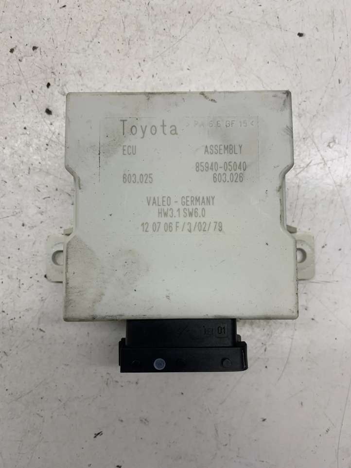 8594005040 Toyota Avensis T250 Langų valytuvų rėlė