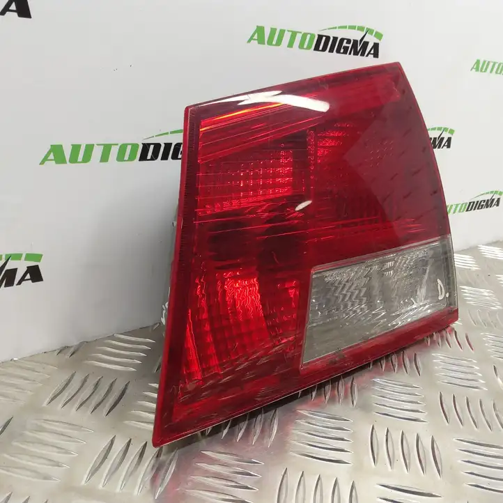 Opel Vectra C (2002 - 2005) 13184025 Задний фонарь в крышке багажника — фото 2