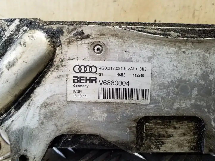 Audi A6 C7 (2011 - 2014) 4G0317021K Масляный радиатор коробки передач — фото 8