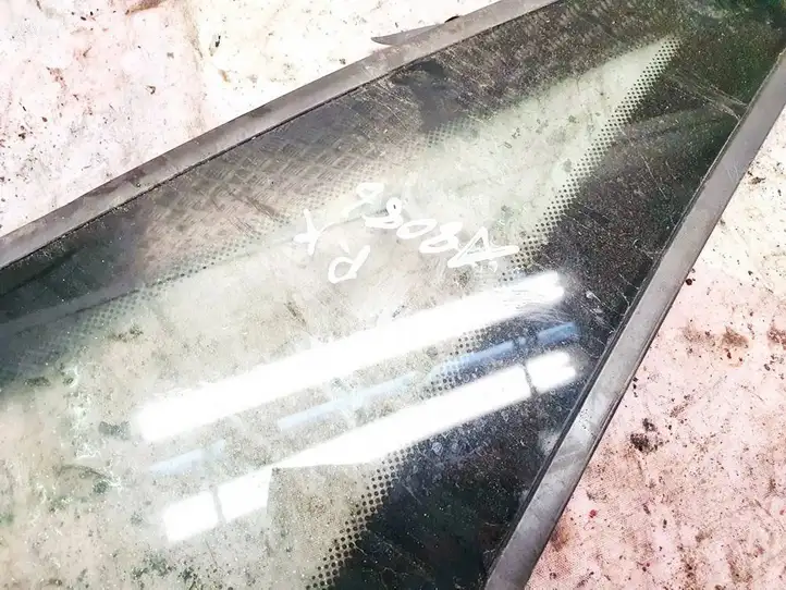 Opel Meriva A (2002 - 2006) Треугольное стекло кузова — фото 2