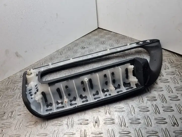 Toyota Land Cruiser (J100) (1998 - 2007) 7421160040 Ручка закрывания двери — фото 10