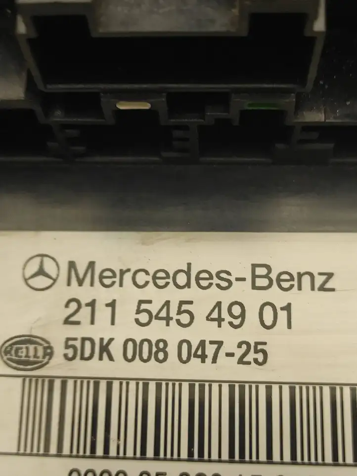 Mercedes-Benz E W211 (2002 - 2009) 2115454901 Блок предохранителей — фото 7