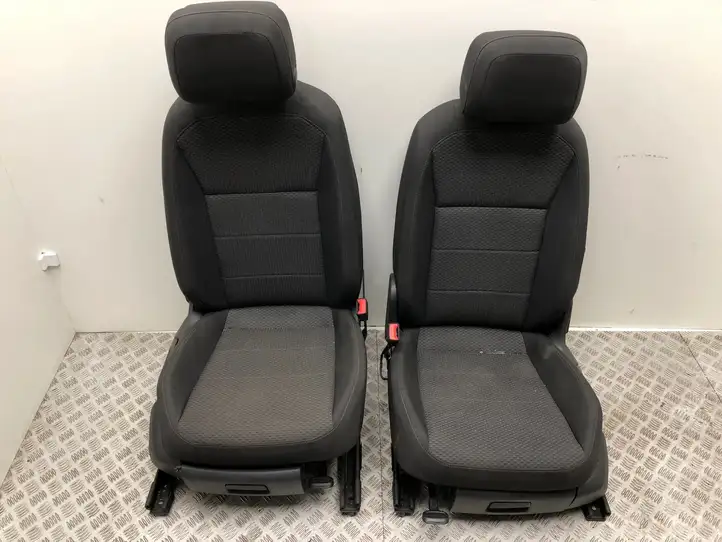 Volkswagen Tiguan Allspace (2017 - ) Комплект салона — фото 3