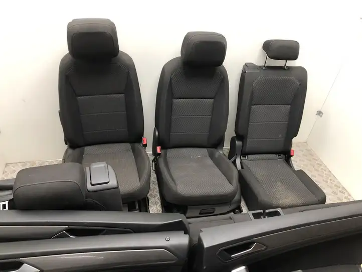 Volkswagen Tiguan Allspace (2017 - ) Комплект салона — фото 11
