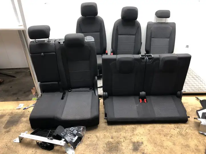 Volkswagen Tiguan Allspace (2017 - ) Комплект салона — фото 15