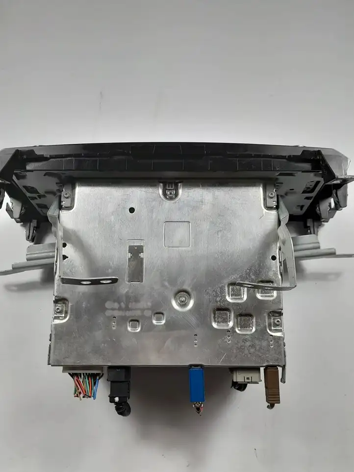 Nissan Qashqai (2013 - 2017) 7513750220 Магнитола / мультимедийная система — фото 2