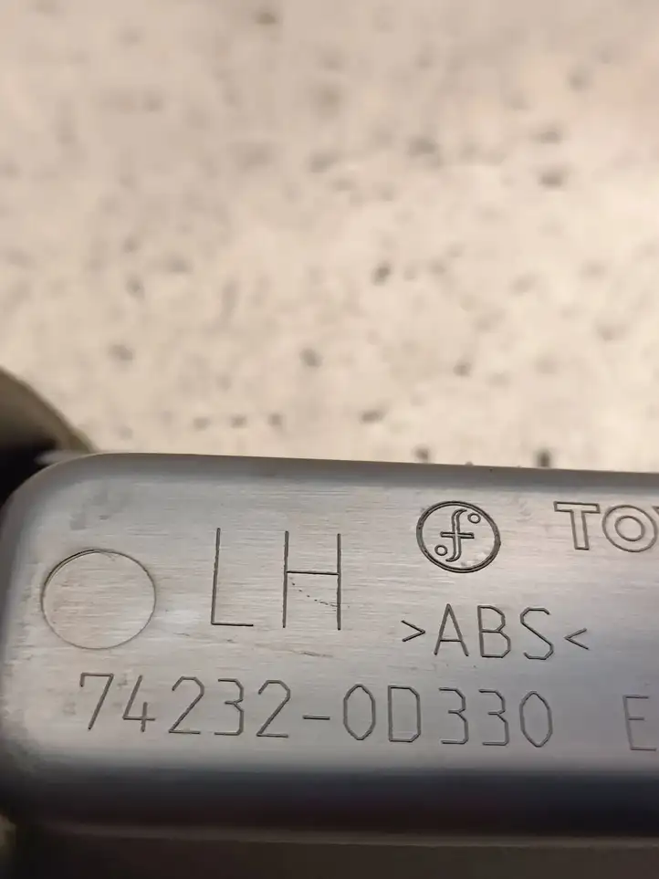 Toyota Yaris (2012 - 2014) 742320D330 Накладка кнопки стеклоподъемника — фото 3