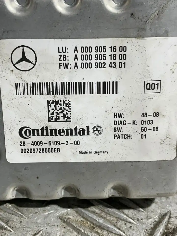 Mercedes-Benz E W212 (2009 - 2016) A0009051600 Камера в лобовом стекле — фото 4