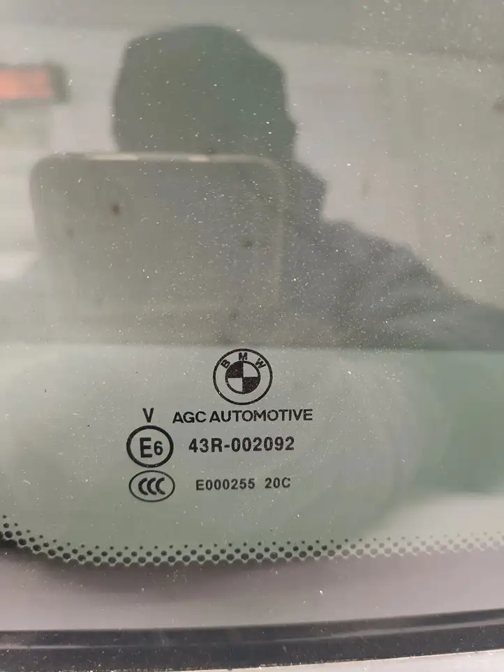 BMW 5 G30 G31 (2016 - ) 43R002092 Заднее боковое стекло — фото 2