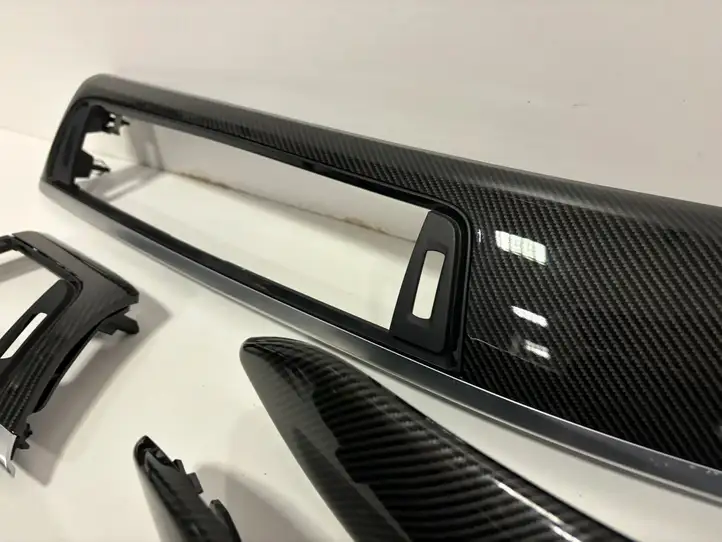 BMW 3 F30 F35 F31 (2012 - 2018) Декоративная отделка — фото 12