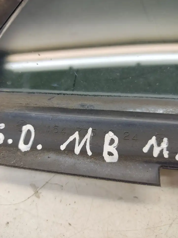 Mercedes-Benz ML W164 (2005 - 2011) 43R000091 Форточка двери — фото 4