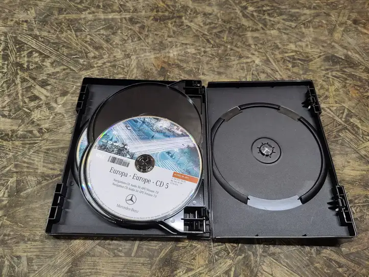 Mercedes-Benz A W169 (2004 - 2012) A1698273459 Навигационные карты CD/DVD — фото 6