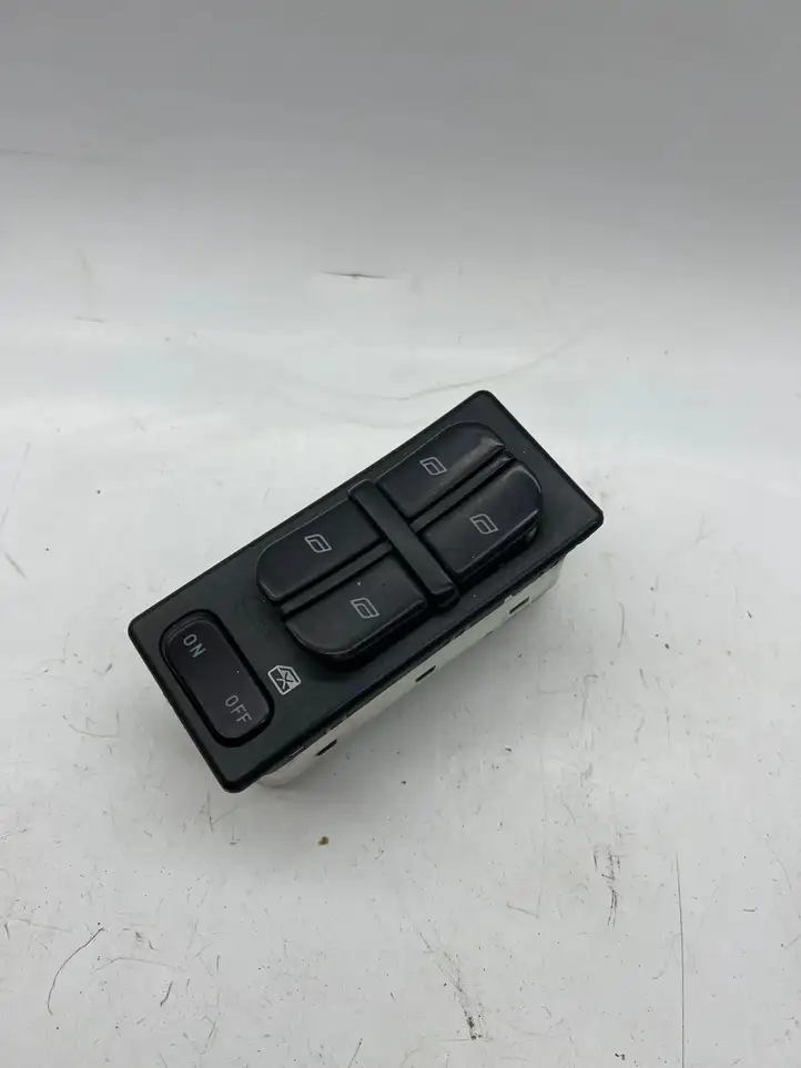 Saab 9-5 (1998 - 2005) 5547914 Кнопка стеклоподъемников — фото 1