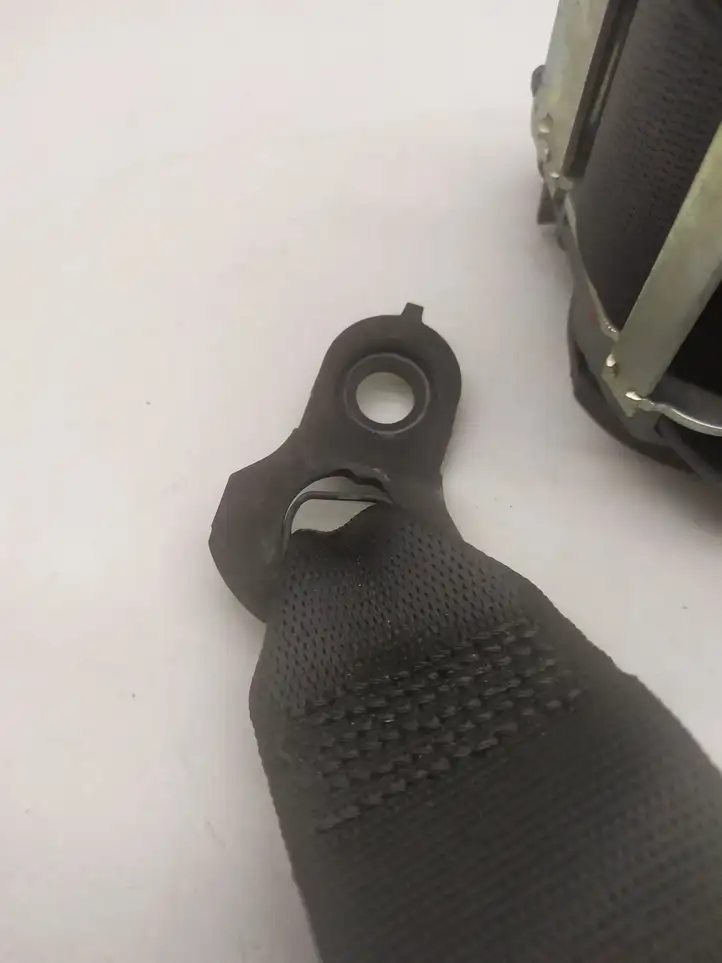 Mercedes-Benz E A207 (2010 - 2017) 609650600 Задний ремень безопасности — фото 6
