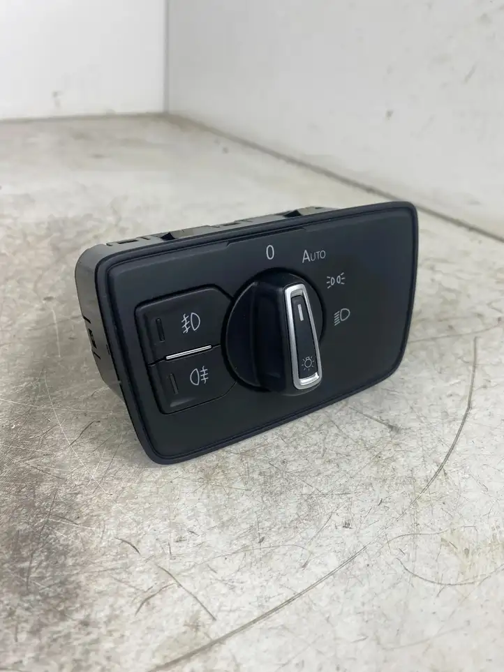 Volkswagen PASSAT B8 (2015 - ) 3G0941633H Включатель фонарей — фото 3