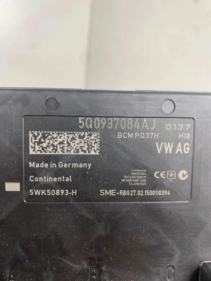 Volkswagen Golf VII (2013 - 2019) 5Q0937084AJ Модуль комфорта — фото 4