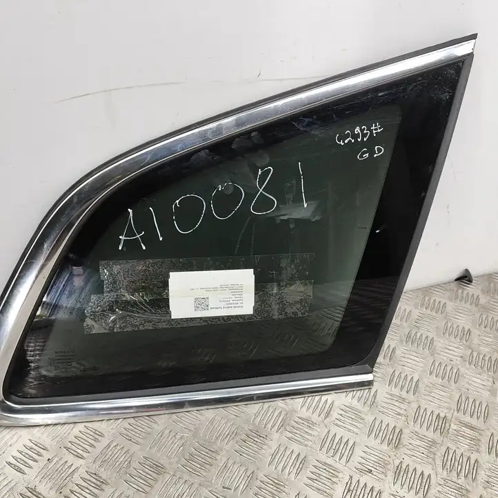 Volvo XC60 (2017 - ) 32244895 Заднее боковое стекло — фото 1