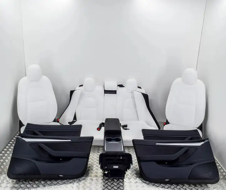 Tesla Model 3 (2017 - 2023) 109603104I Комплект салона — фото 1