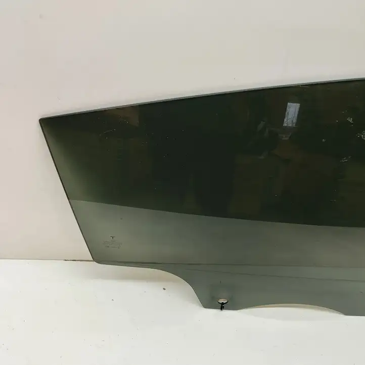 Tesla Model Y (2019 - 2024) 149551100B Стекло задней двери — фото 3