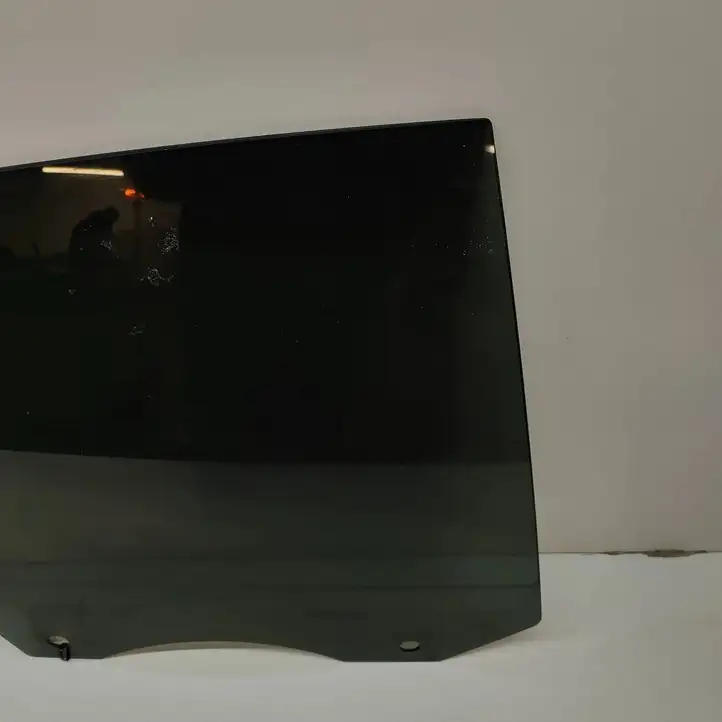 Tesla Model Y (2019 - 2024) 149551100B Стекло задней двери — фото 4