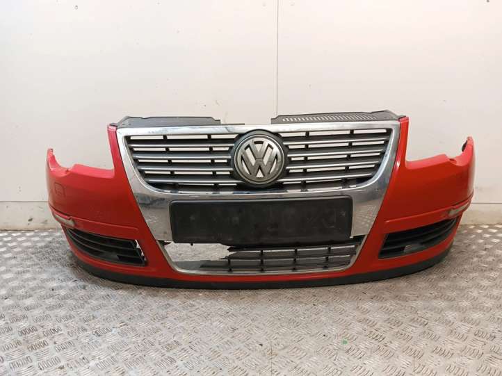 Volkswagen PASSAT B6 Priekinis bamperis