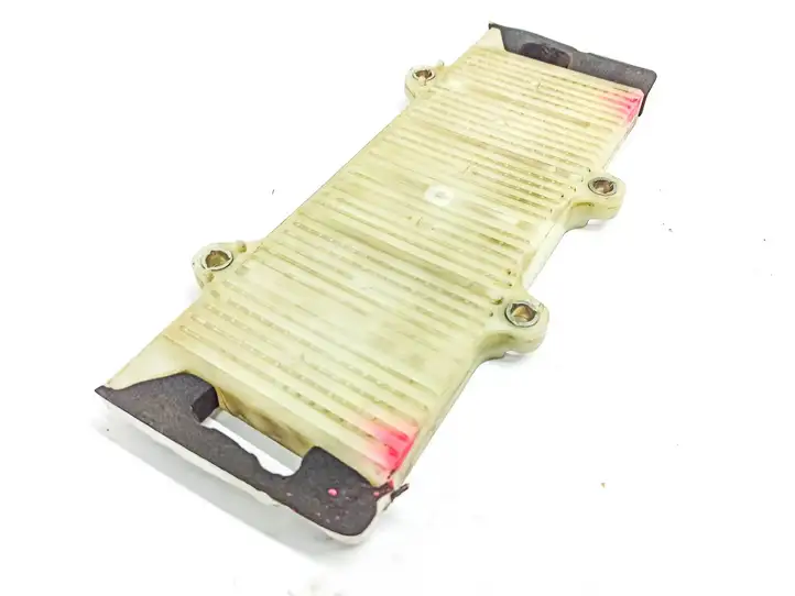Toyota Prius (XW20) (2003 - 2009) 7440147020 Кронштейн аккумулятора гибридного автомобиля — фото 3
