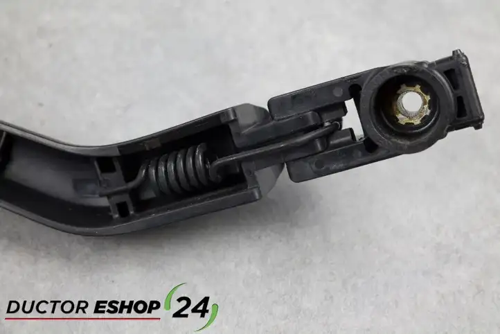 Toyota Yaris (2014 - 2019) Поводок заднего стеклоочистителя — фото 2