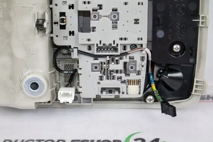 Mazda 6 (2012 - 2015) KD4969971 Передняя подсветка — фото 3
