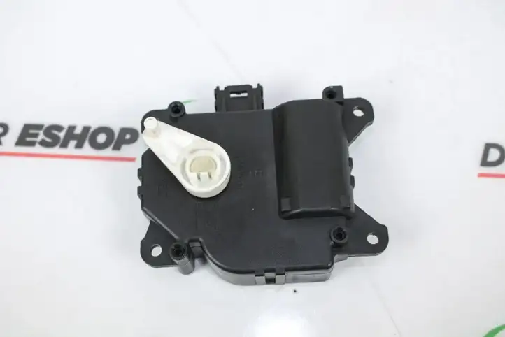 Mitsubishi Colt (2004 - 2008) CZ1138002830 Двигатель задвижки потока воздуха — фото 3