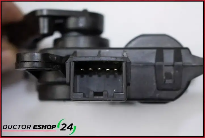 Kia Rio (2011 - 2015) H400730880 Двигатель задвижки потока воздуха — фото 4