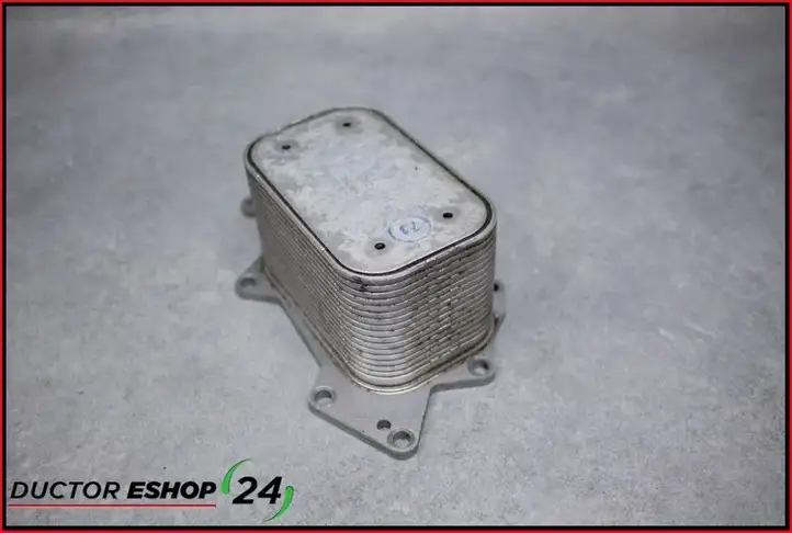 Audi Q7 4L (2005 - 2009) 059117021J Кронштейн масляного фильтра — фото 4