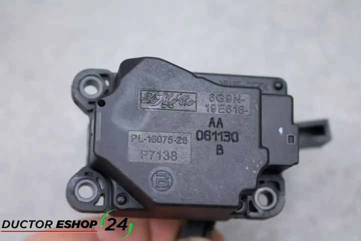 Land Rover Freelander 2 - LR2 (2006 - 2010) 6G9N19E616AA Двигатель задвижки потока воздуха — фото 4