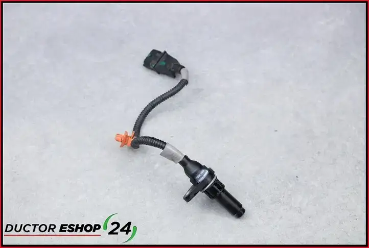 Kia Ceed (2010 - 2012) 391802B020 Датчик положения коленвала — фото 1