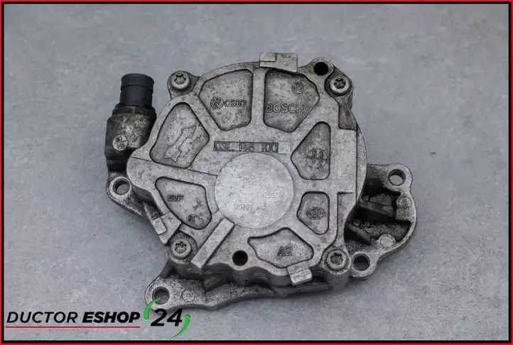 Volkswagen PASSAT CC (2008 - 2012) 03L145100E Вакуумный насос — фото 3