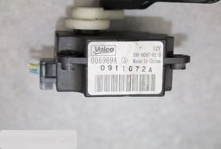 Cadillac BLS (2006 - 2009) 006969A Двигатель задвижки потока воздуха — фото 2
