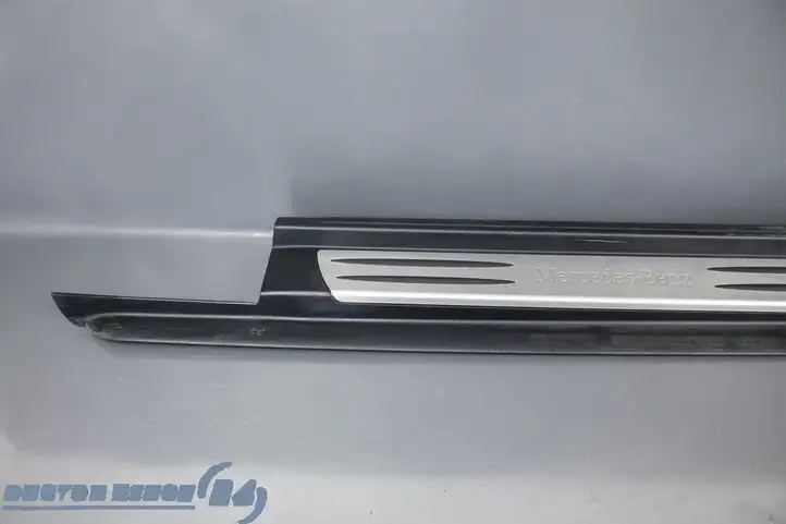 Mercedes-Benz SLK R171 (2005 - 2011) 1716800135LI Внутренняя отделка переднего порога — фото 3