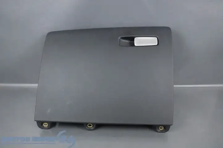 Audi Q3 8U (2011 - 2014) 8U0971679A Крышка бардачка — фото 1