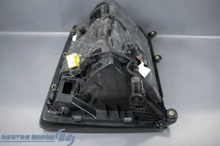 Audi Q3 8U (2011 - 2014) 8U0971679A Крышка бардачка — фото 6