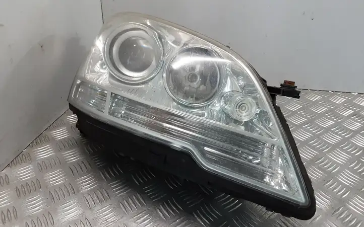 Mercedes-Benz ML W164 (2005 - 2011) A1648207861 Передняя фара — фото 1