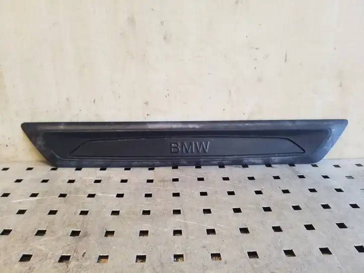 BMW 3 F30 F35 F31 (2012 - 2018) 51477263315 Внутренняя отделка переднего порога — фото 1