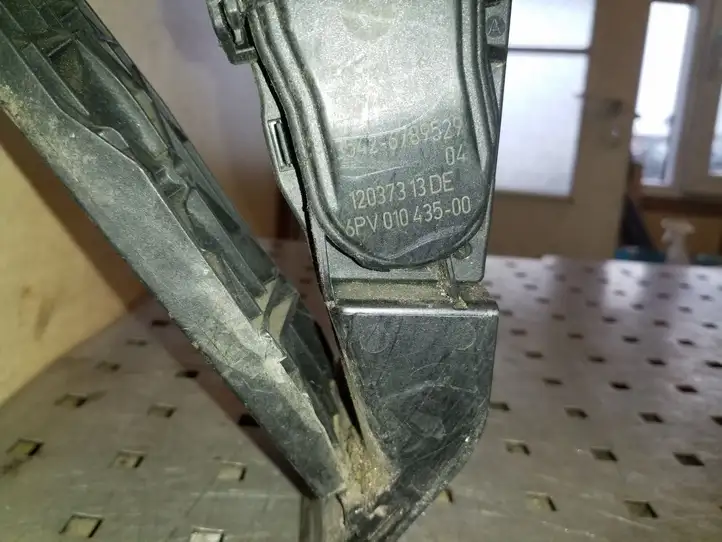 BMW 3 F30 F35 F31 (2012 - 2018) 35426789529 Педаль акселератора — фото 4