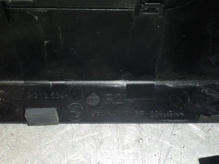 BMW 3 F30 F35 F31 (2012 - 2018) 9213534 Прочие детали салона — фото 2