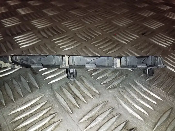 Toyota Yaris (2005 - 2009) 525750D030 Кронштейн заднего бампера — фото 5
