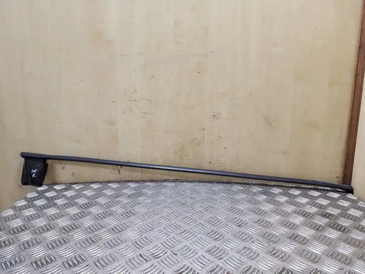 Seat Altea XL (2004 - 2015) 5P0837478 Накладка стекла передней двери — фото 1