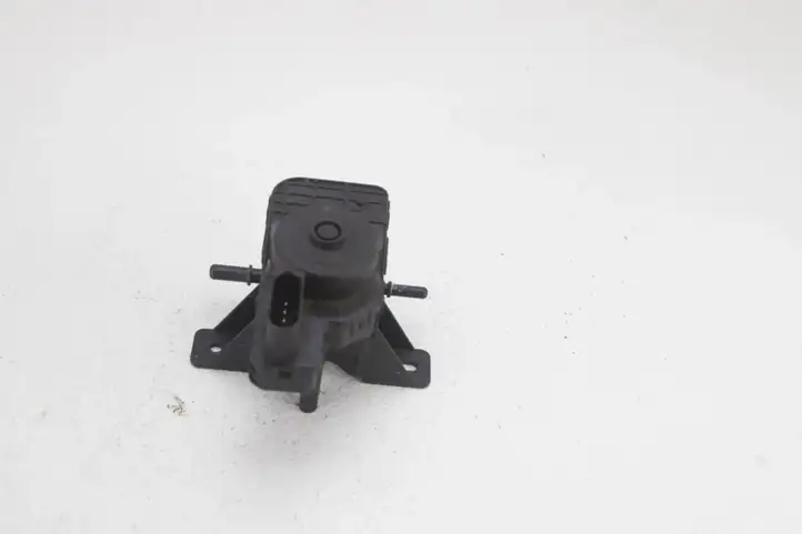 BMW X5 E70 (2006 - 2013) 7205041 Насос AdBlue — фото 3