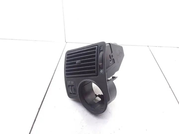 Volkswagen Golf IV (1998 - 2005) 1J1815715A Боковой воздушный дефлектор — фото 2