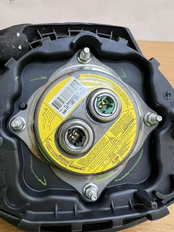 BMW X5 E70 (2006 - 2013) 3051642 Подушка безопасности руля — фото 4