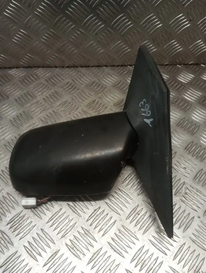 Toyota Yaris (1999 - 2003) Боковое зеркало с электроприводом — фото 2
